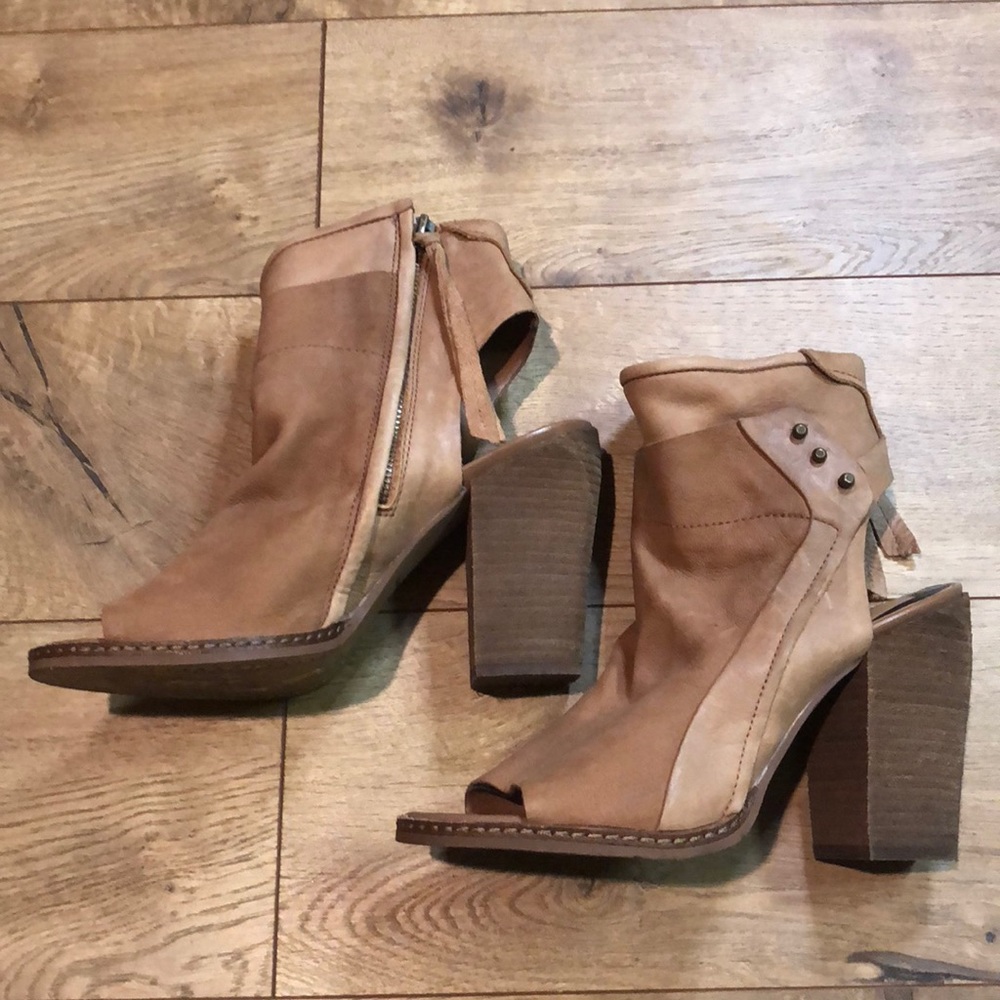 Dolce Vita Heels